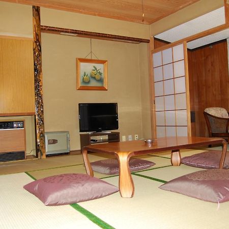 滋贺县大酒店 山之內 外观 照片